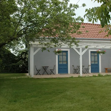 Szerencsepatko Vendeghaz 3* Cserszegtomaj