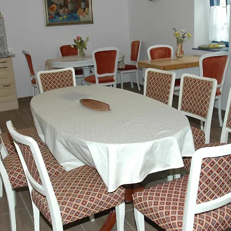 Szerencsepatko Vendeghaz Gasthuis