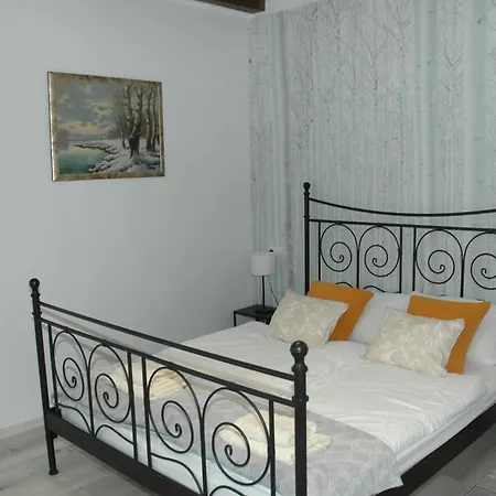 Gasthuis Szerencsepatko Vendeghaz